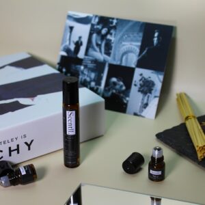 Amber & Oud Candle